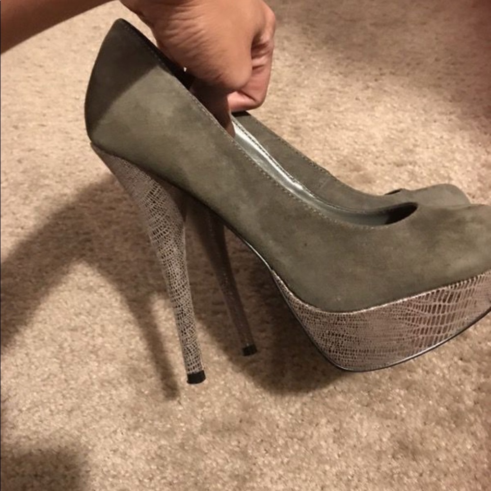 Steve Madden pumps size 6.5